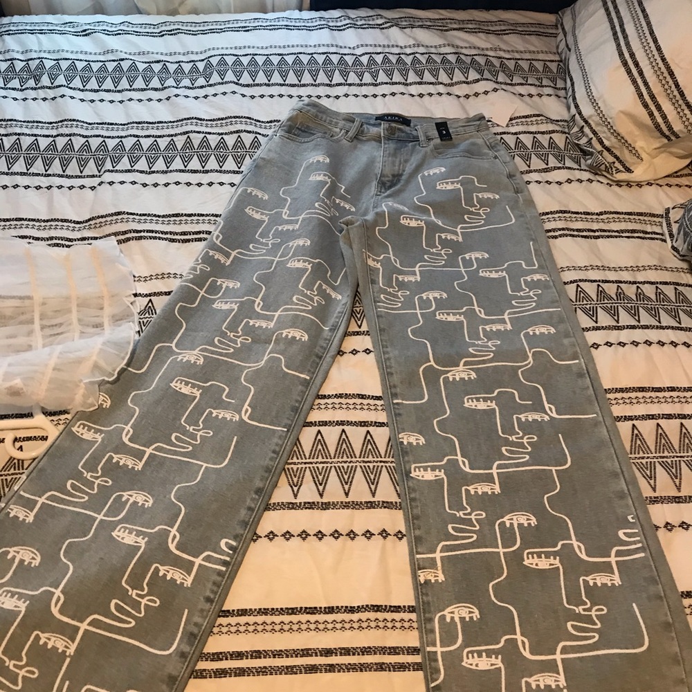 Wide bottom Jeans
